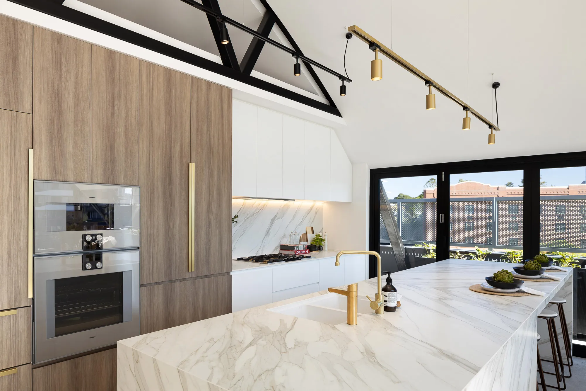 Obsidian Residence