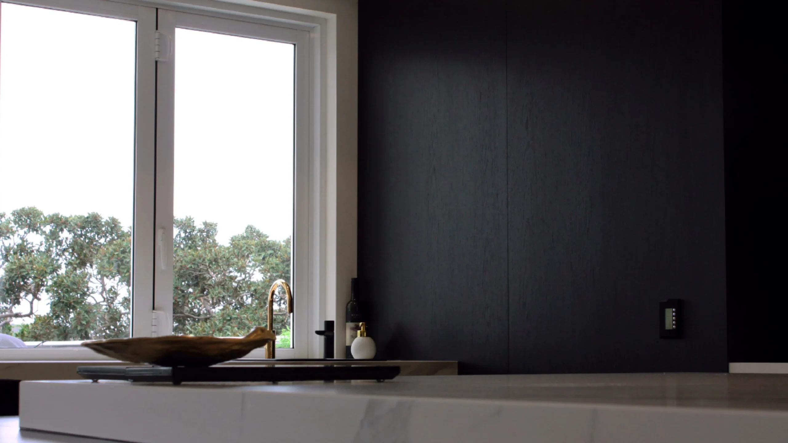 Uncover Timbers Elegance, Embrace Laminates Strength